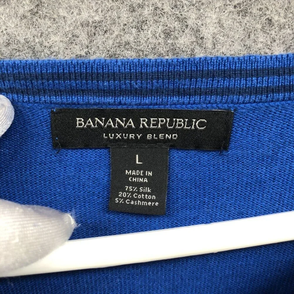 Banana Republic Luxury Blend Sweater Mens L‎ V-neck Blue Silk Cashmere Pullover